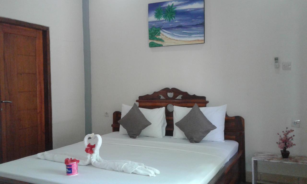 Chika House Villa กีลีตราวางัน ภายนอก รูปภาพ