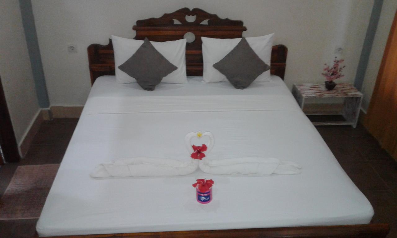 Chika House Villa กีลีตราวางัน ภายนอก รูปภาพ